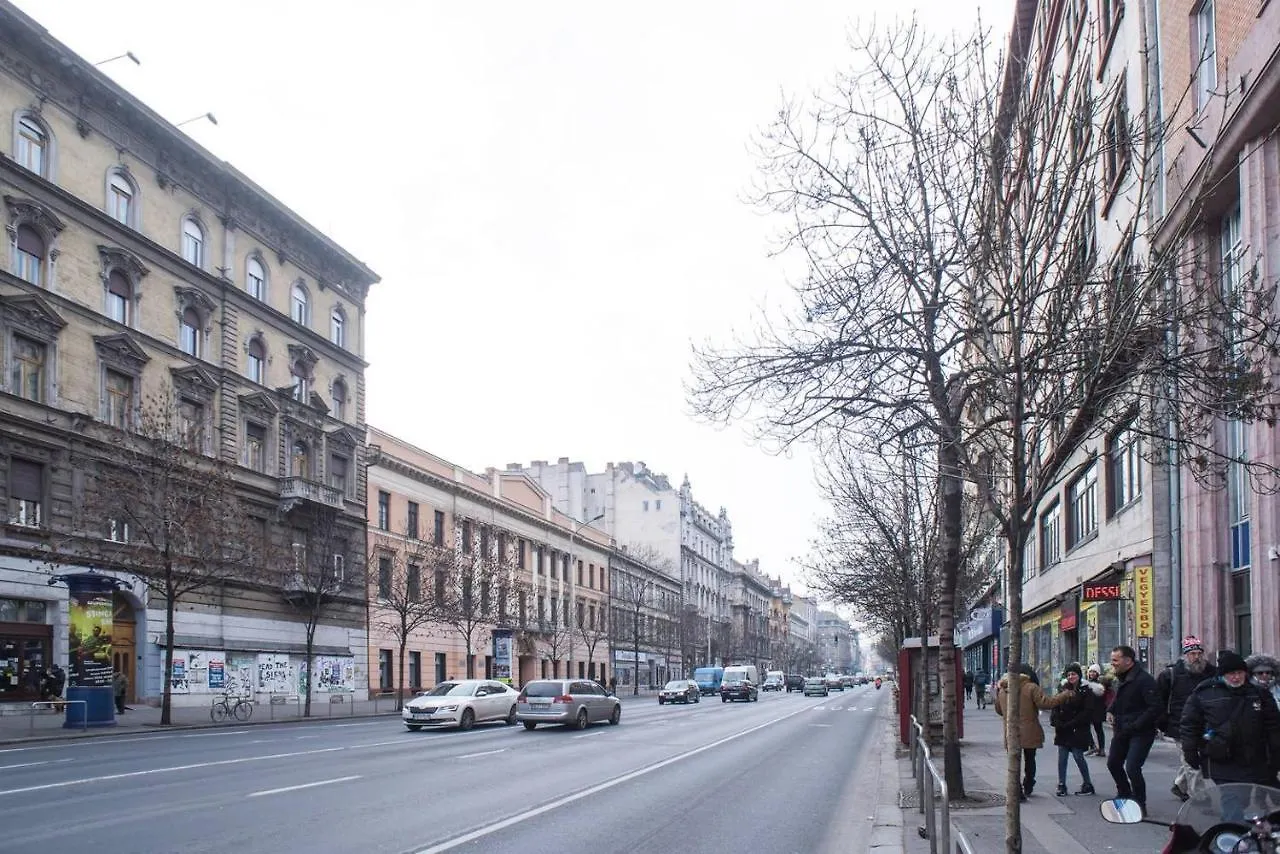 Cosy & Central A/C Apartment Budapest