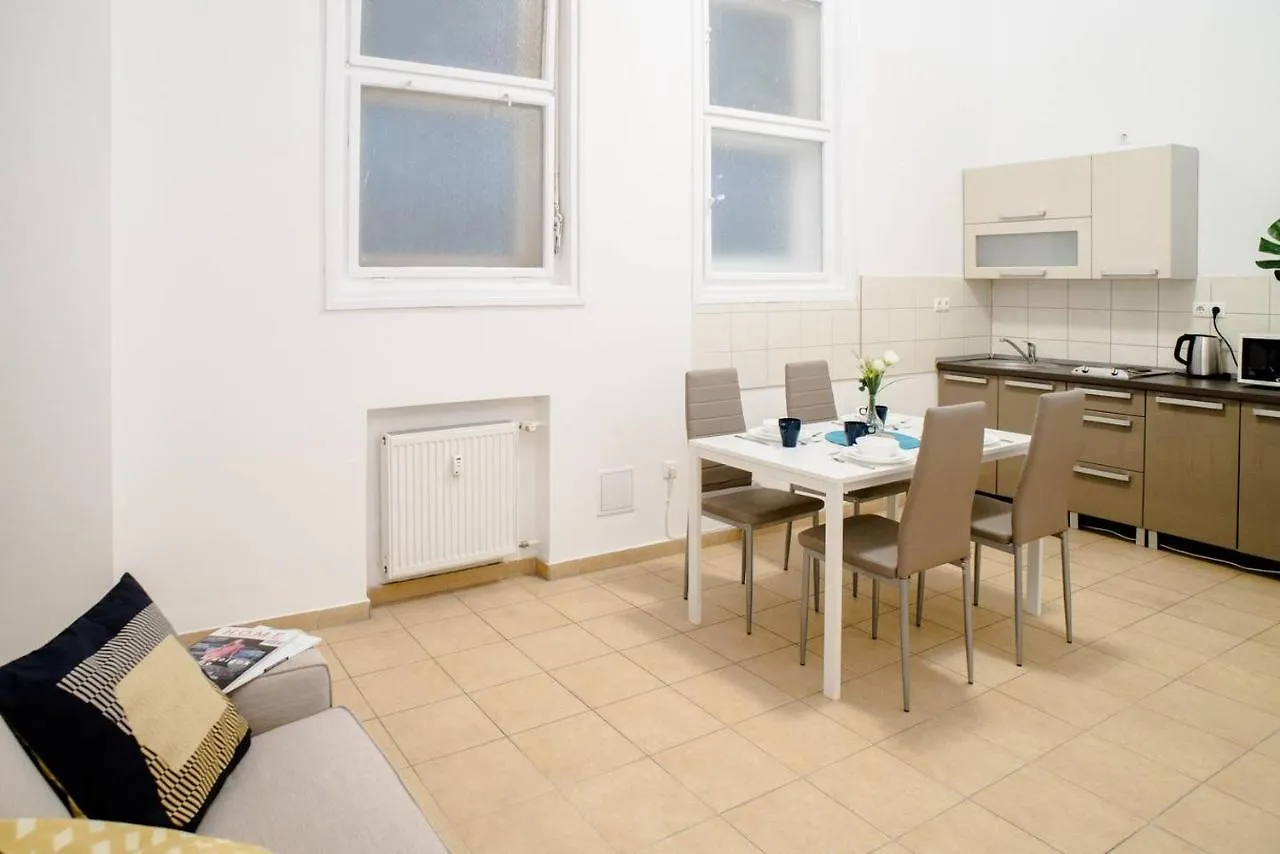 Cosy & Central A/C Apartment Budapest Ungern